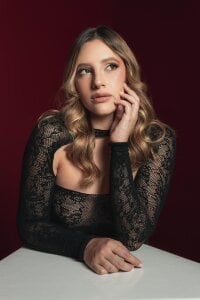 ameliegrahamSensuality made woman图片 4