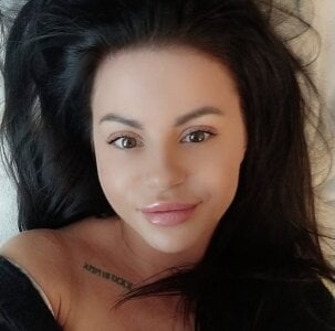 BabyFaceMia Public Pic 3