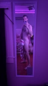 fukMIkehunT_313 Public Pic 5