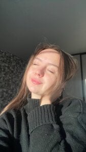 LisaSmiths Bathing in the rays of the November sun Pic 2