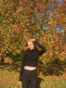 KellyHeare: Public ( 5 фото)