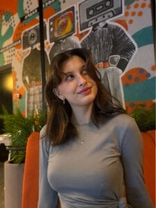 LouiseChavez collection of smiles 💌 Εικόνα 3