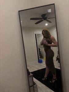 SecretsNextDoor Public รูป  6