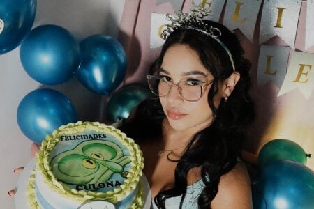 Adriana_crof happy birthday to me 🥳🥳 사진 2