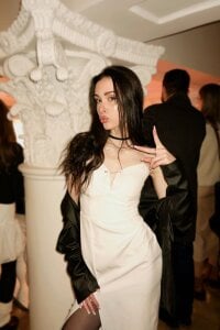 ariel_is_on_vacation Public Foto 3