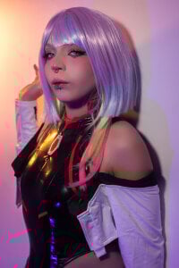 Lucy of cyberpunk🩷🩷 de Kaoriabyss_  8 Imagens