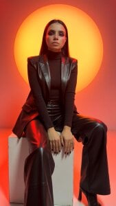 Electra_Darkk A bit more of myself Pic