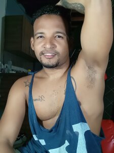 hotbrunett29 Public Pic