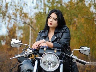 NaomiWilsons let's go for a ride? Pic 4