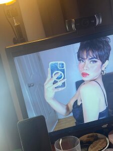 tsathisacortez Short hair don't care Pic 3