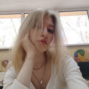 LanaRoxxy Simple I'm just for you <3 Pic