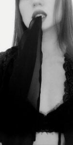 Moon_Flora Public Pic 4