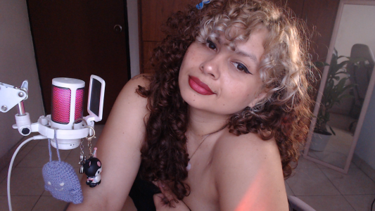 tinamqueen1YOUR FAVE CURLY GIRL图片 4