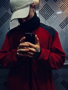 TalkingHead_0_ Public Fotka 5