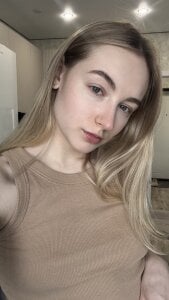 Shy_Polly Public Fotka