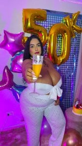 ariadna_cooper50k Followers🥳🎊图片 2