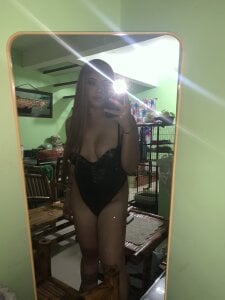 UrMajesticGODDESS Veronica Hot Pic 2