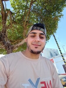 xxxxhotxoxo: walking in the square ( 4 фото)