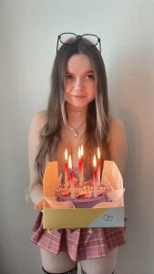 Tnks for 100k Subscribers de Floweramelia  2 fotos