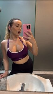 AlexisWhit Gym Girl 🌸🩷 Poză 4