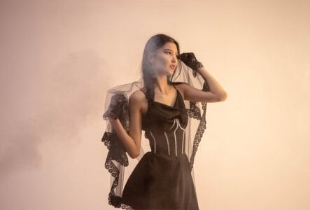 MinaHin watch me going vampire >:) Pic 5