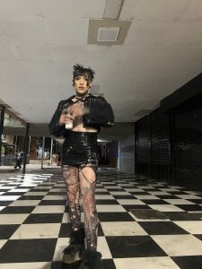 charlotbelucci_ Nigth Pic 7