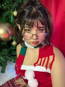 Zara_Snow your horny elf girl Pic 4