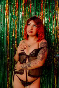 CamilaParisi Happy San Patrick 🍀😈 Pic 4