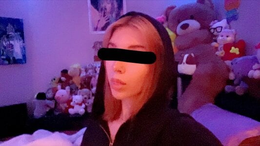 xKittyKat Public Pic 4