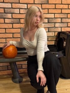 SibleyDurborow Bowling time 🌸 Pic 2