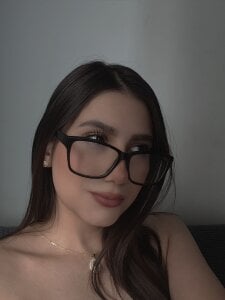 scarlett_thompson_7 Public Pic 4