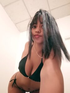 Luna_Sorni Public Pic 2