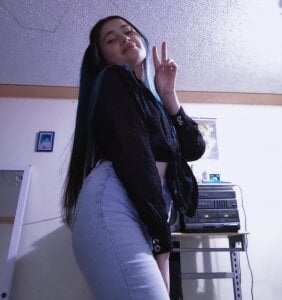 Azunyan_hot Public Pic 6