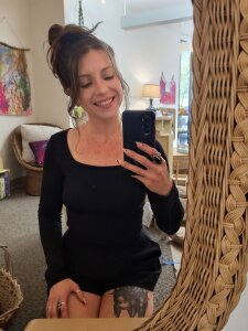 VelvetHalo Public Pic 4