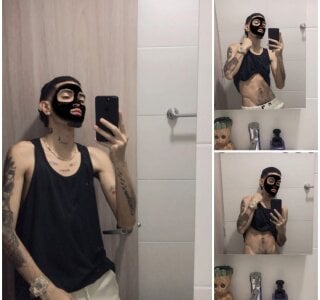 Damian_big_ Public Foto