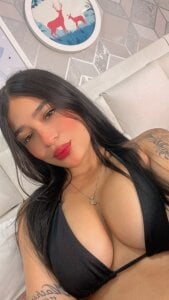 Me🩷 de laura_rouse7  3 Imagens