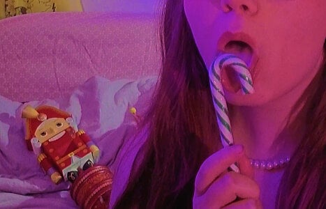 Sienna-Cow xxxmas Pic 7