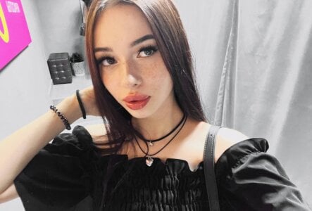 Just meeee 🤩 od Viola_Rivera  6 snímek