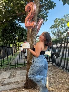 Katey_Curvy01_ Happy 20's Katey Hình 2