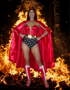 Emmy_Meadows Wonder Woman Halloween 2025 Pic 3