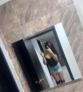 Stefany_hoyos Public Pic 4