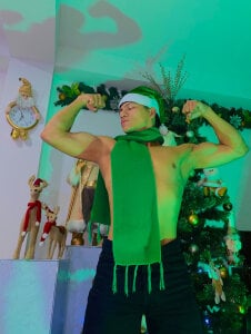 Valentino__X 🎄 Pic 5