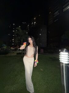 lianewhite Public Bilde 3