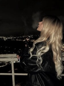 AdameShoyer in a beautiful jacket Pic