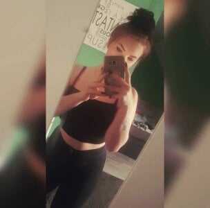 MinchenBienchen98 🤍 Mee 🤍 Hình 3