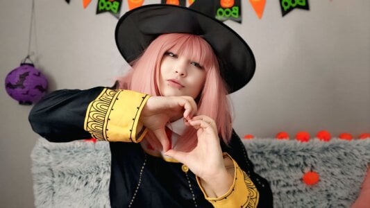 Estheri Halloween ♡ Pic 4