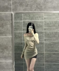 youyoumer- 自拍 Pic