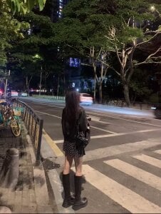 Jennie--007Public图片 4