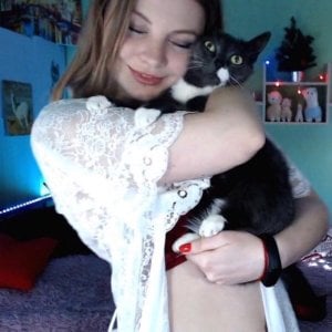 Cuddle_Cat