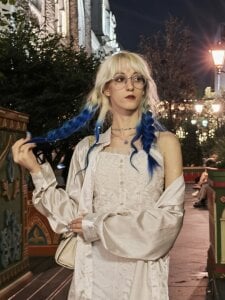 BeverlyWahoske Public Pic 4